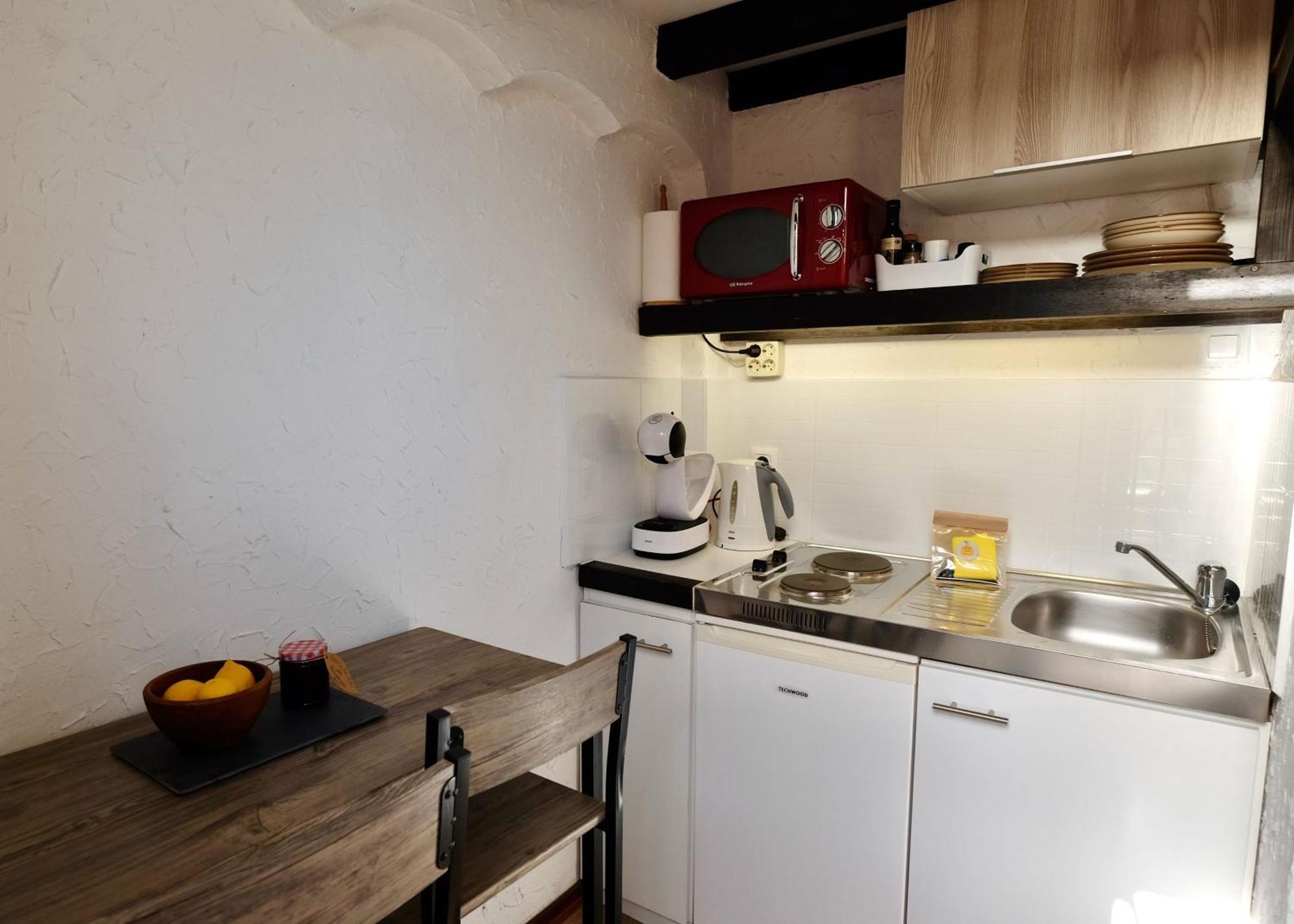 Torre Costa Brava Apartment Garrigás Екстериор снимка